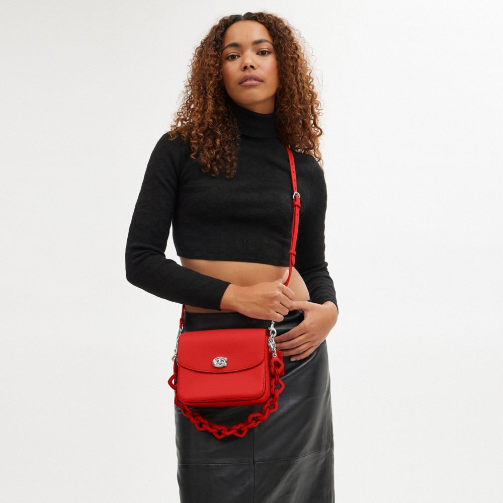 Női COACH® Cassie 19 With Heart Strap Crossbody Táska Titán Piros | HUEBO773