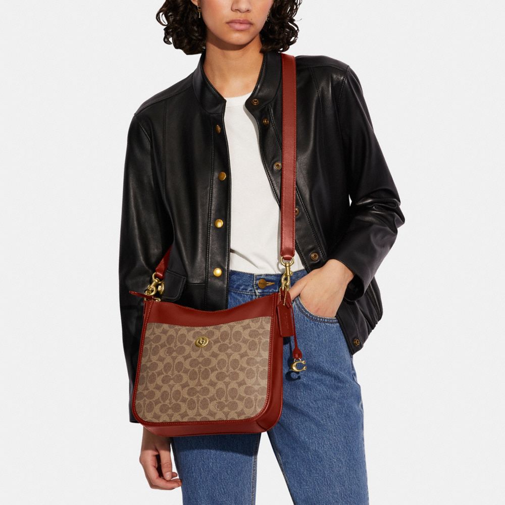 Női COACH® Chaise In Signature Canvas Crossbody Táska Barna Piros | HUQMS776