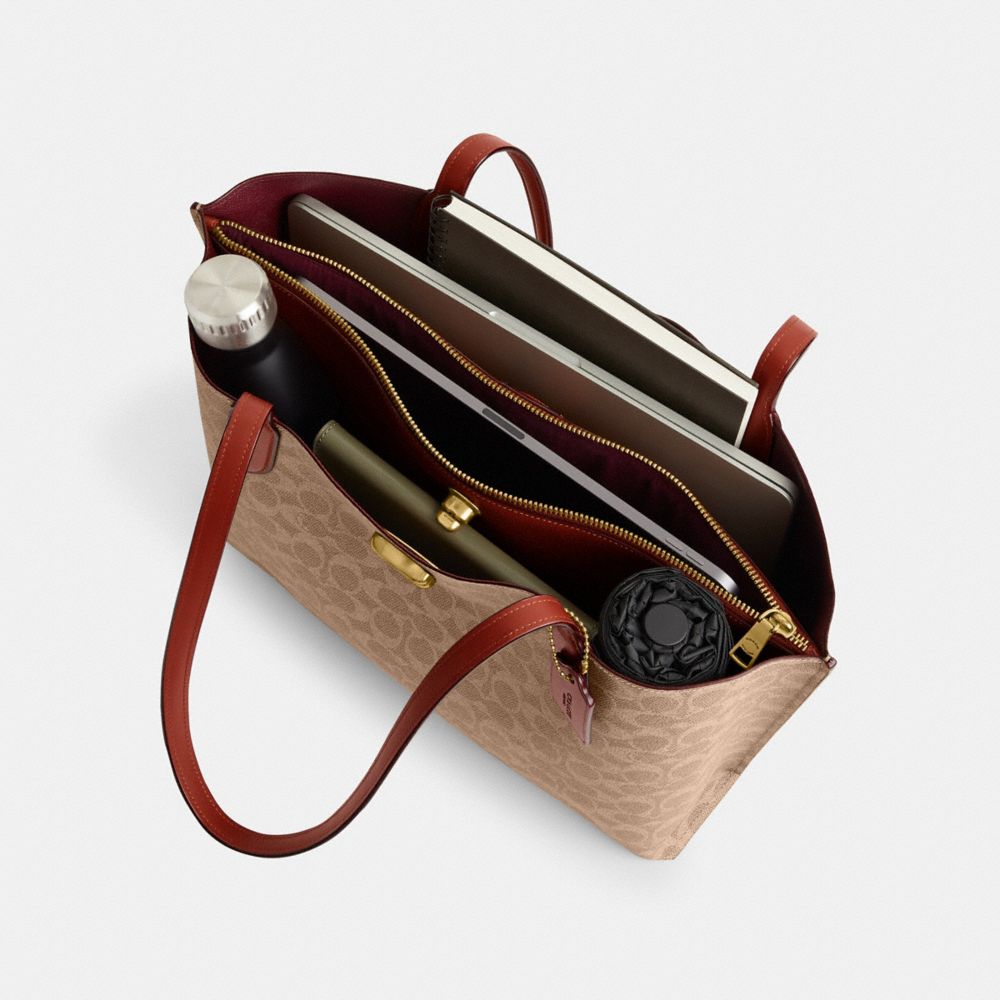 Női COACH® Willow In Signature Canvas Tote Barna Piros | HUMQR957