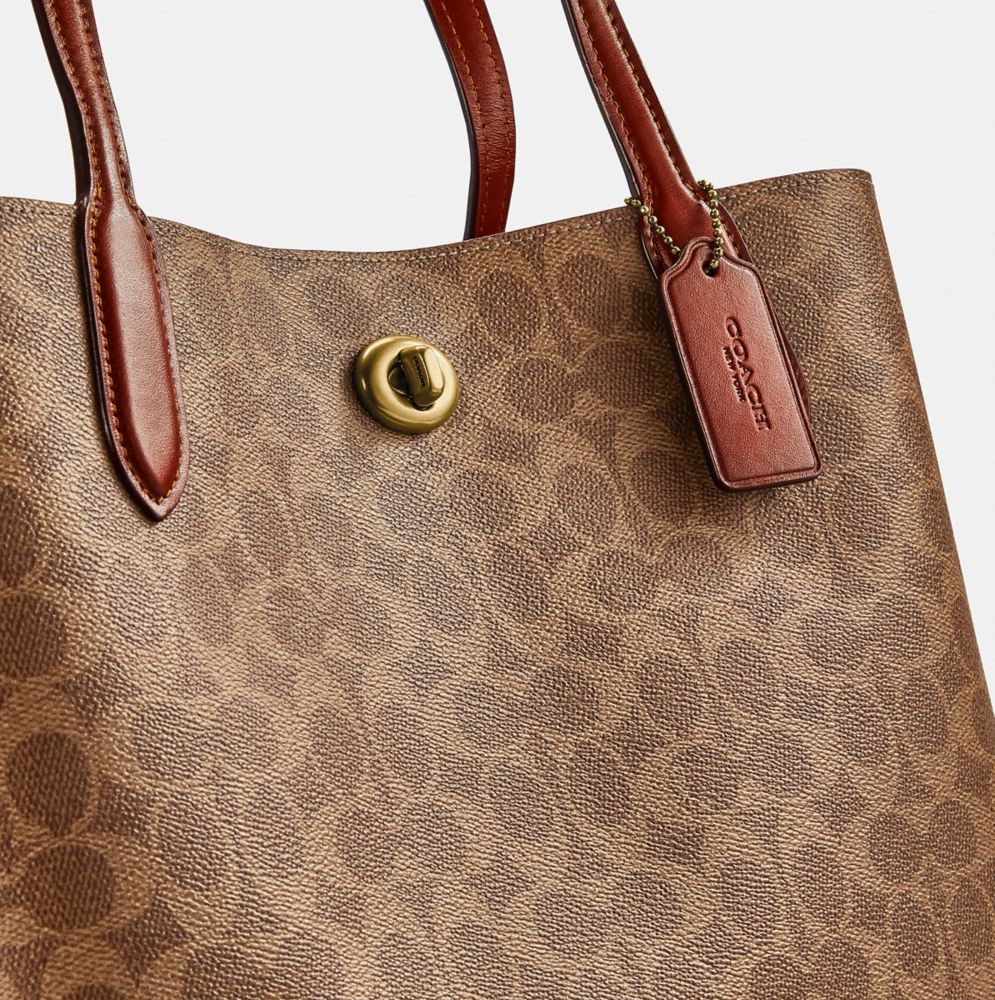 Női COACH® Willow In Signature Canvas Tote Barna Piros | HUMQR957